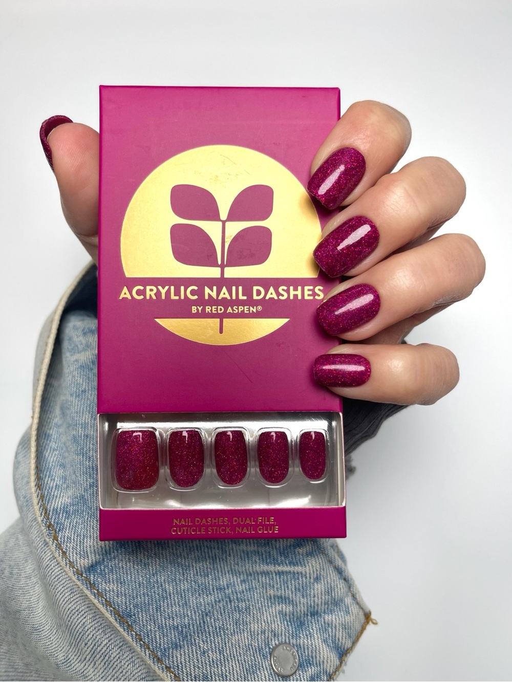 Red Aspen Kinetic Kinsley Glitter Press-On Nails in Magenta Pink - Picture 2 of 10